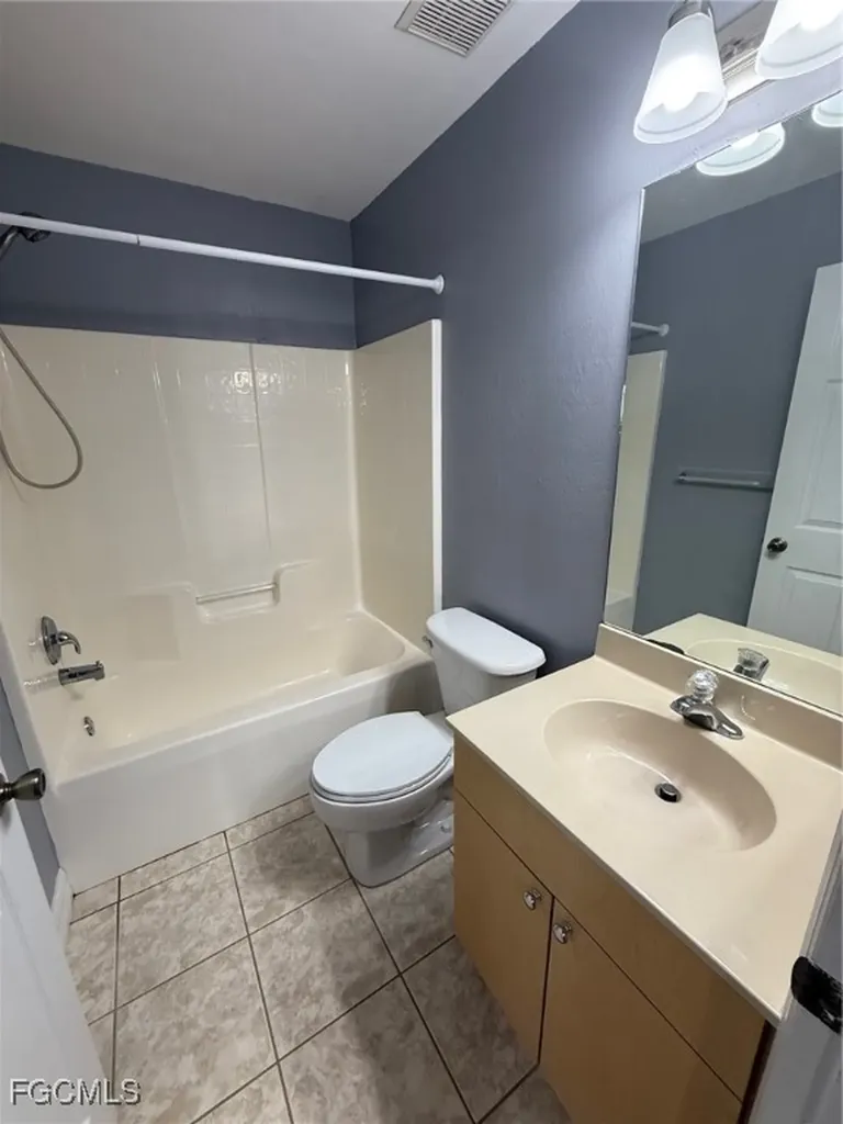 1719 SW 32nd Terrace Cape Coral FL 33914