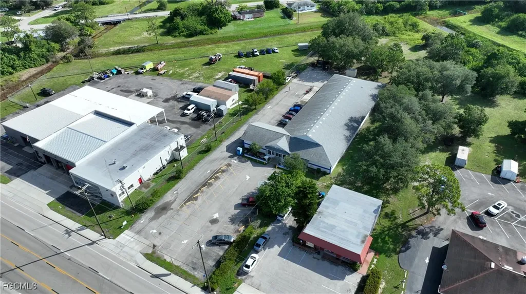 15 Homestead Road S Lehigh Acres FL 33936