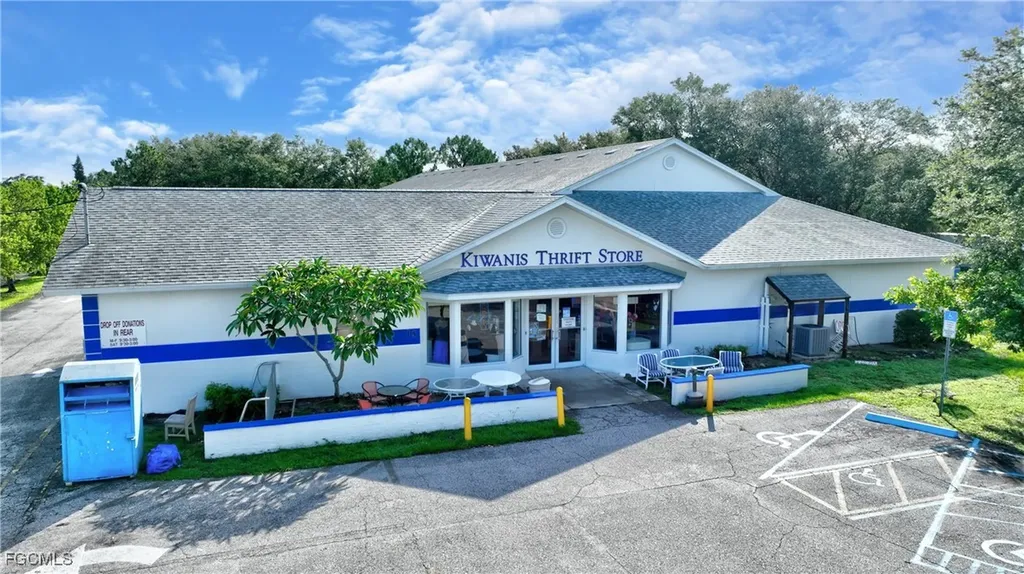 15 Homestead Road S Lehigh Acres FL 33936