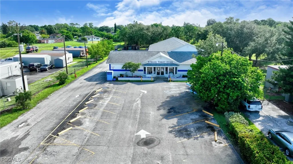 15 Homestead Road S Lehigh Acres FL 33936