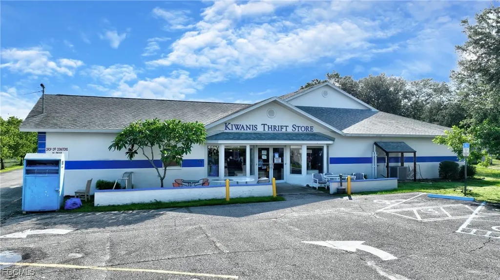 15 Homestead Road S Lehigh Acres FL 33936