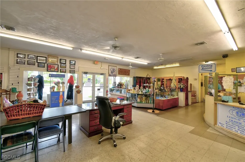 15 Homestead Road S Lehigh Acres FL 33936