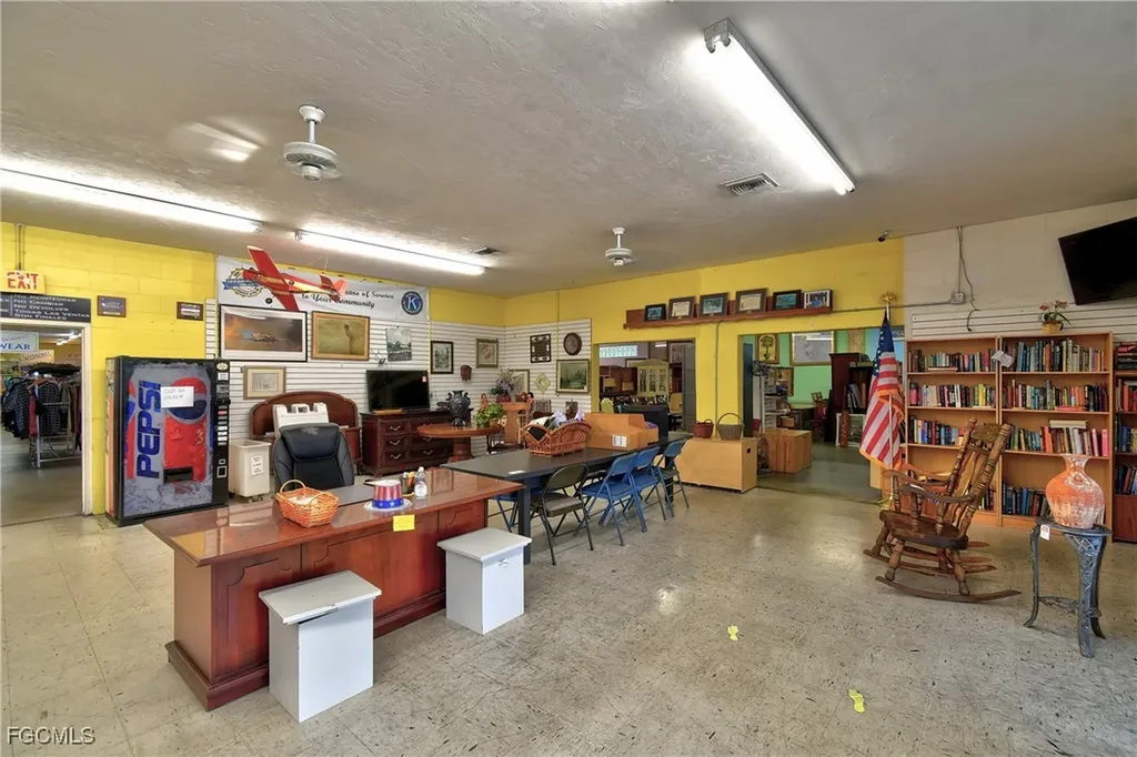 15 Homestead Road S Lehigh Acres FL 33936