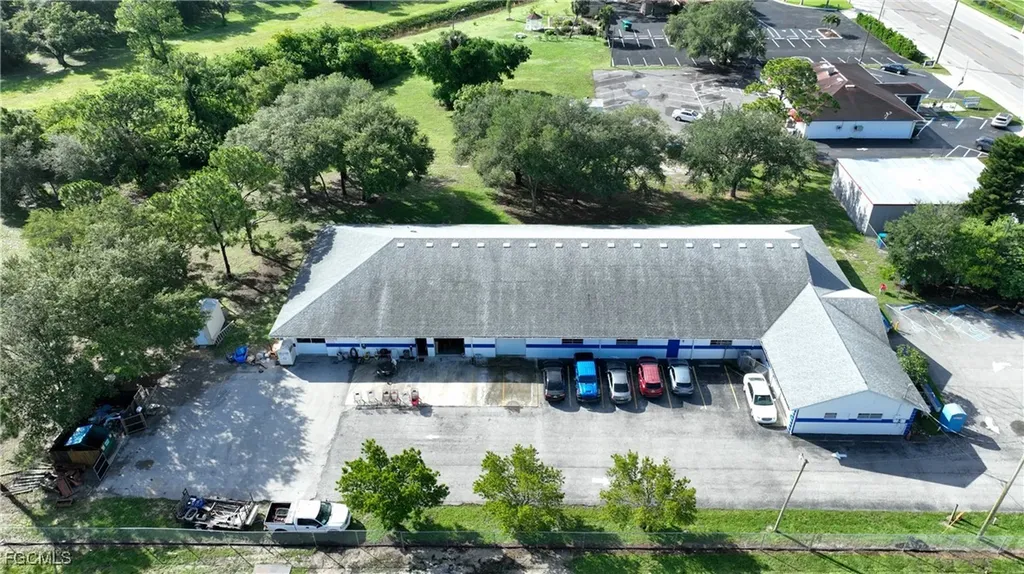 15 Homestead Road S Lehigh Acres FL 33936