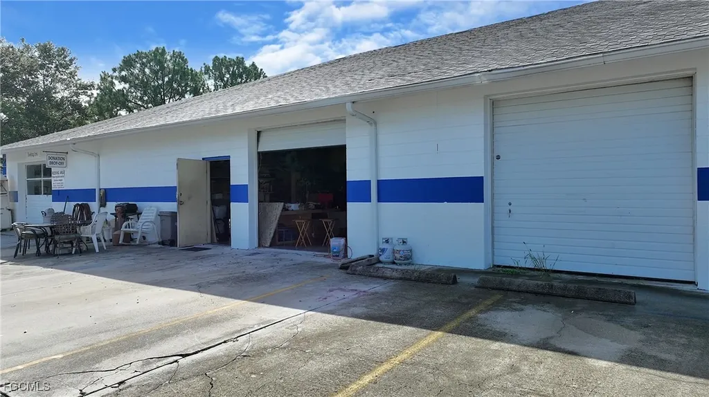 15 Homestead Road S Lehigh Acres FL 33936