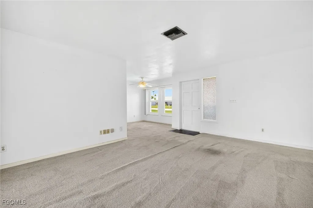 1216 SE 27th Street Cape Coral FL 33904