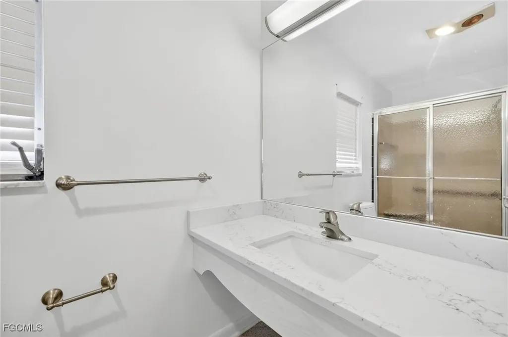 1216 SE 27th Street Cape Coral FL 33904