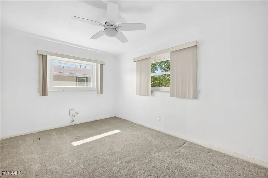 1216 SE 27th Street Cape Coral FL 33904