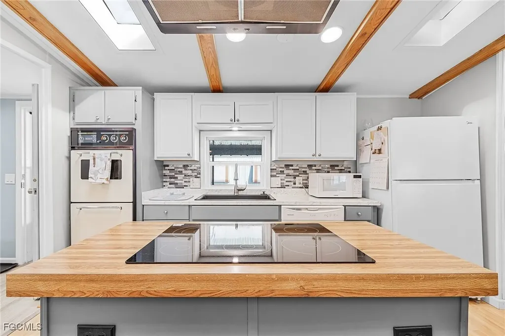 227 Shrub Lane N North Fort Myers FL 33917