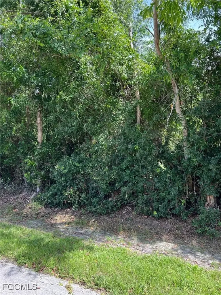 5582 Henley Street Bokeelia FL 33922