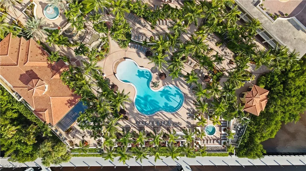 6081 Silver King Boulevard Cape Coral FL 33914