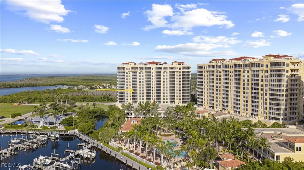 6081 Silver King Boulevard Cape Coral FL 33914