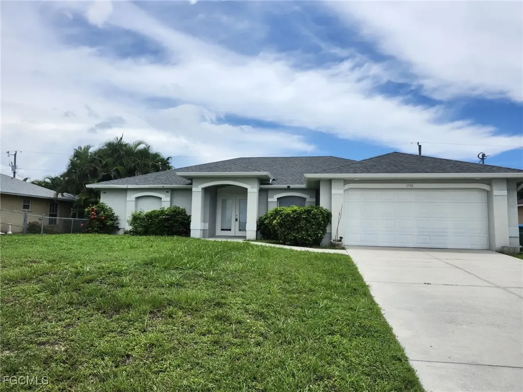 1902 SW 30th Street Cape Coral FL 33914