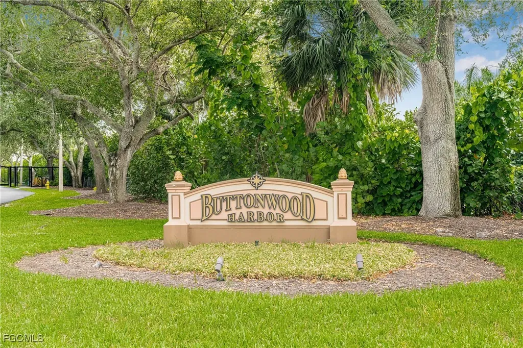 12620 Arbuckle Court North Fort Myers FL 33903