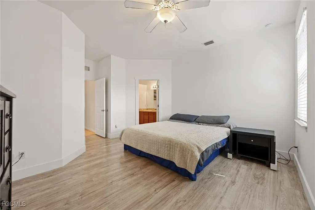 1618 SW 14th Street Cape Coral FL 33991