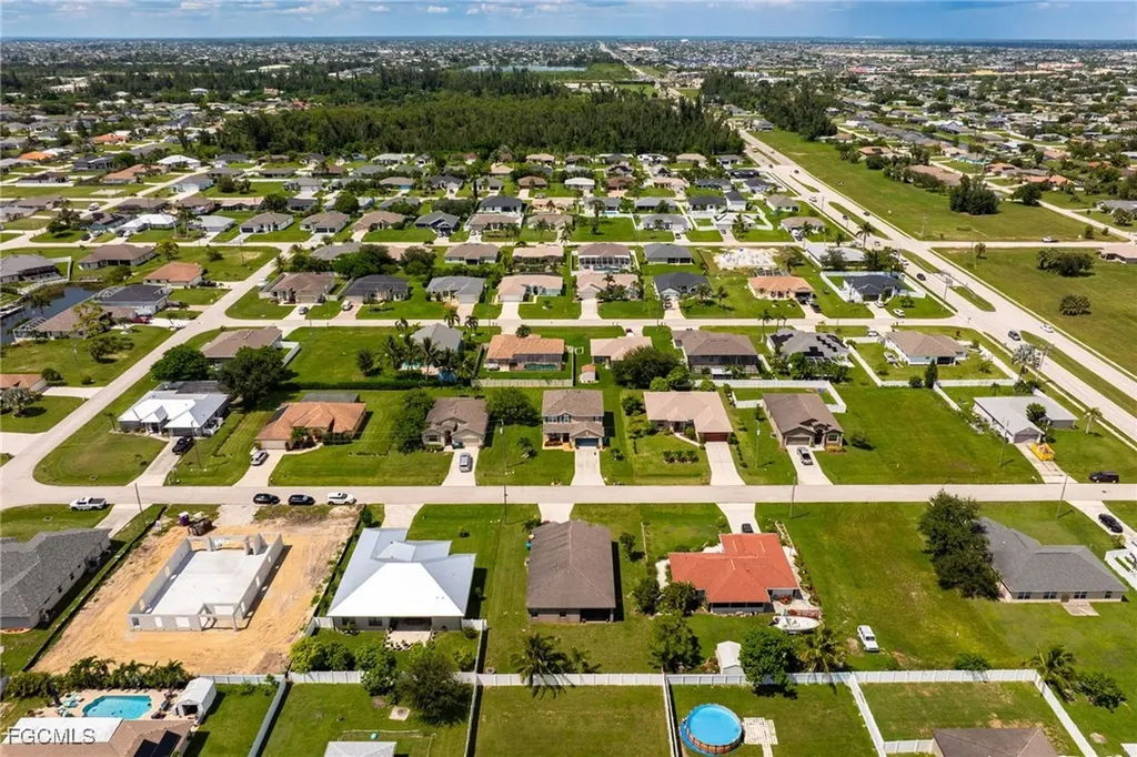 1618 SW 14th Street Cape Coral FL 33991