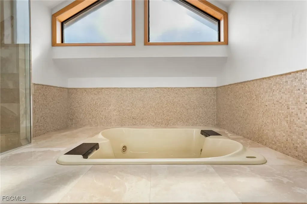 406 Gulf Bend Drive Captiva FL 33924