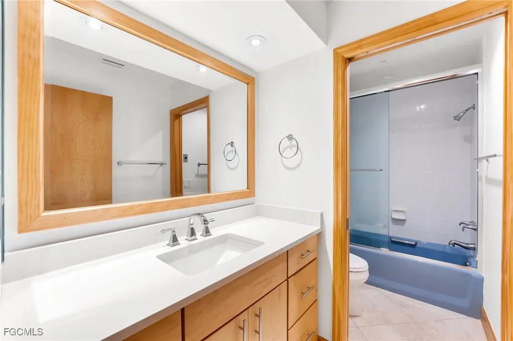 406 Gulf Bend Drive Captiva FL 33924