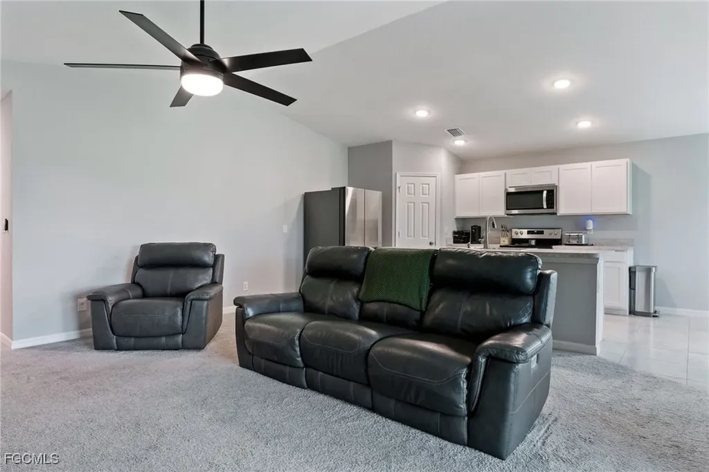 4104 NE 15th Avenue Cape Coral FL 33909