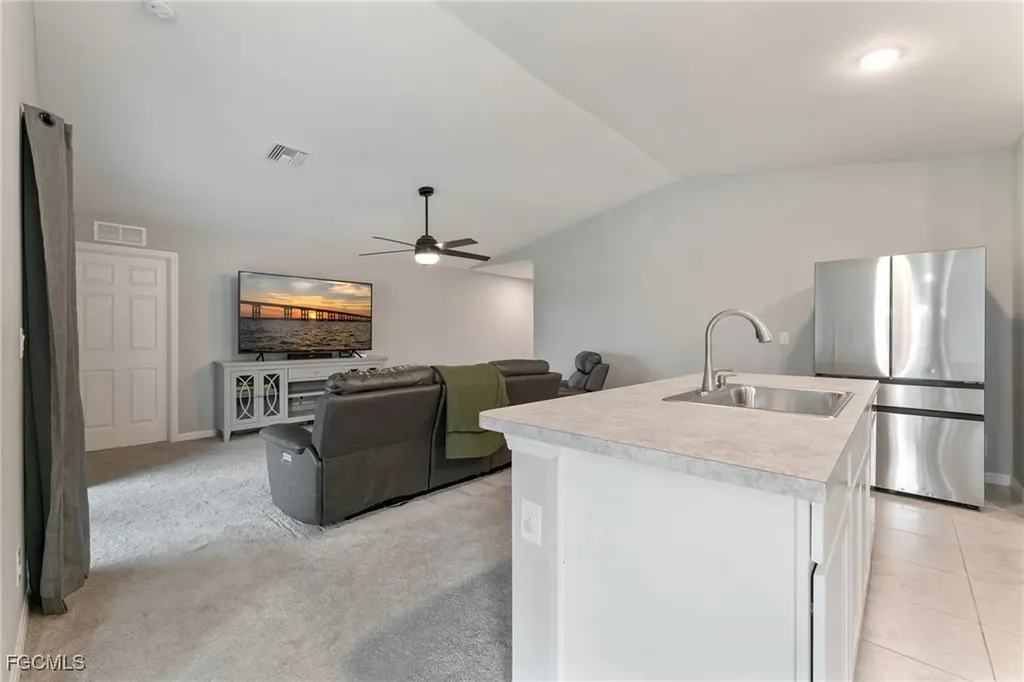 4104 NE 15th Avenue Cape Coral FL 33909