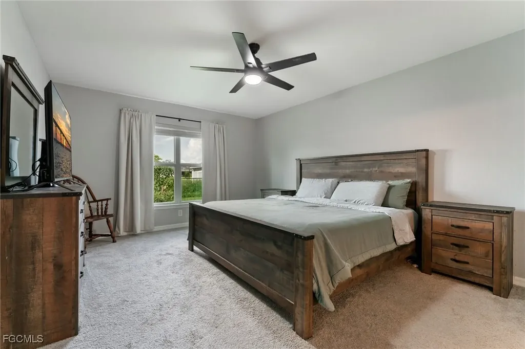 4104 NE 15th Avenue Cape Coral FL 33909