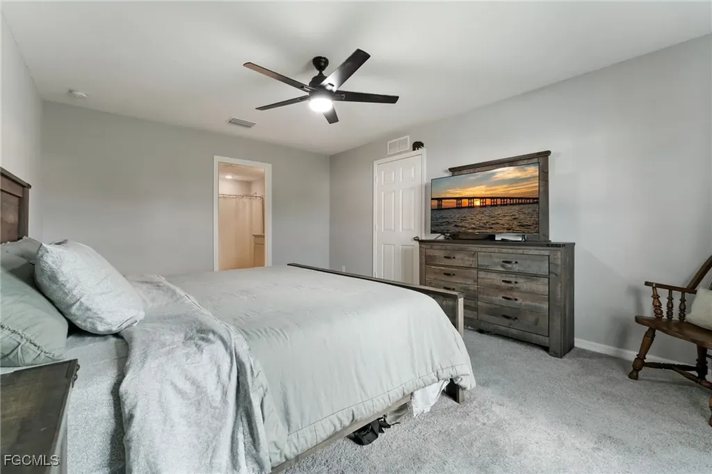 4104 NE 15th Avenue Cape Coral FL 33909