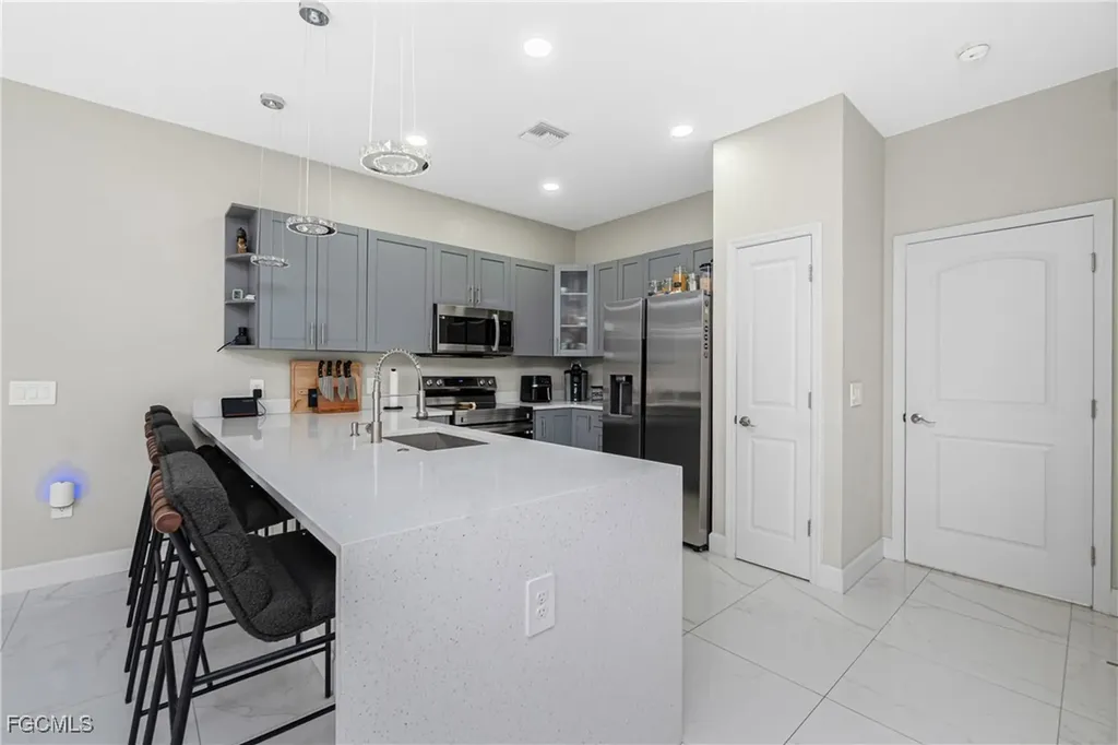 223 NW 4th Place Cape Coral FL 33993