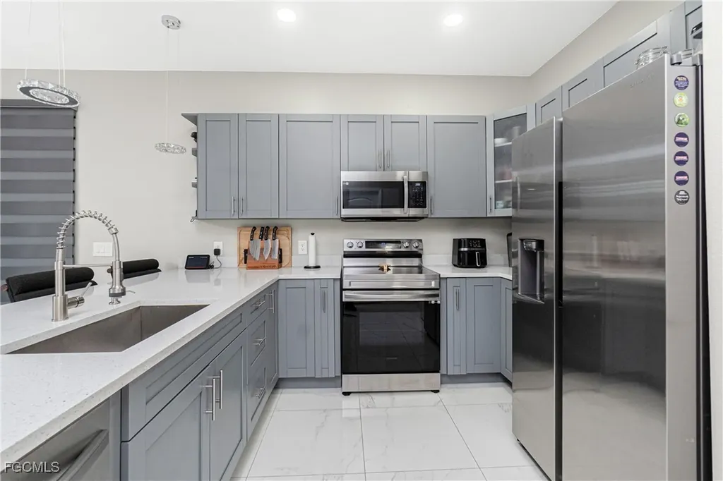 223 NW 4th Place Cape Coral FL 33993