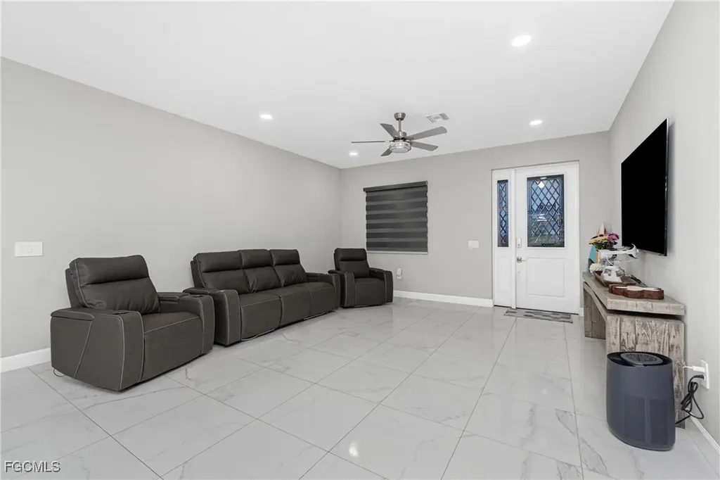 223 NW 4th Place Cape Coral FL 33993