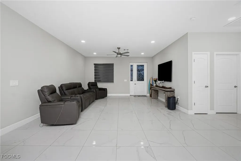 223 NW 4th Place Cape Coral FL 33993