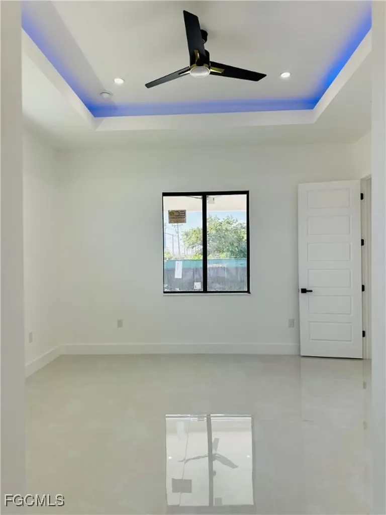 2000 SW 31st Terrace Cape Coral FL 33914