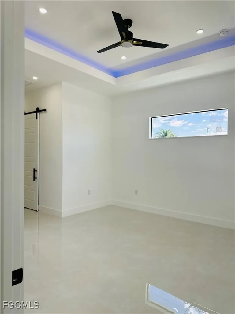 2000 SW 31st Terrace Cape Coral FL 33914