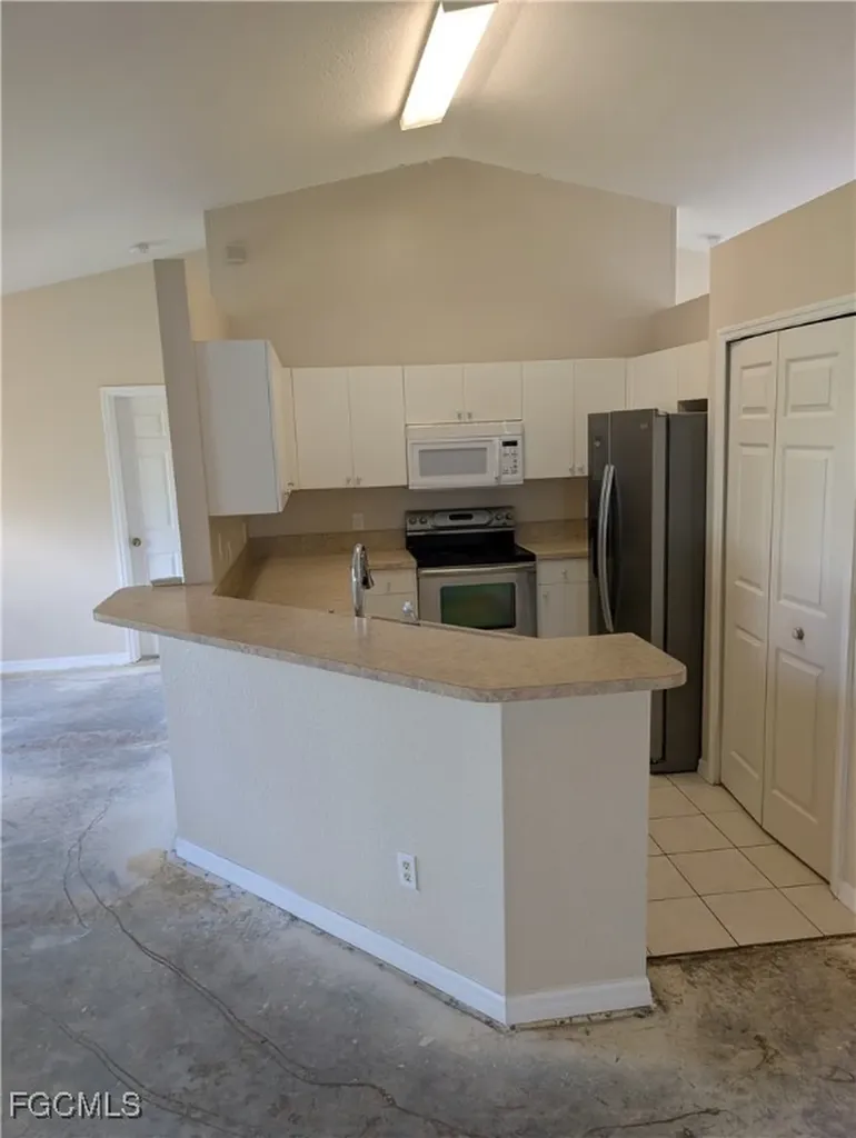 3411 Chiquita Boulevard S Cape Coral FL 33914