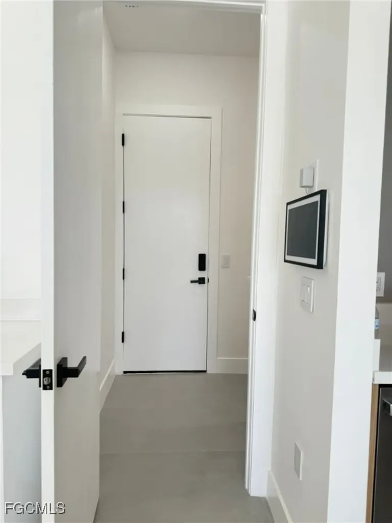 5 SW 26th Place Cape Coral FL 33991