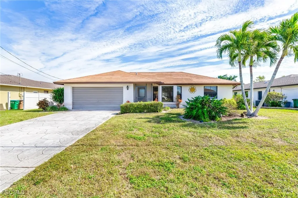3401 SE 4th Place Cape Coral FL 33904