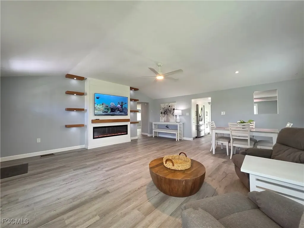 18387 Pioneer Road Fort Myers FL 33908