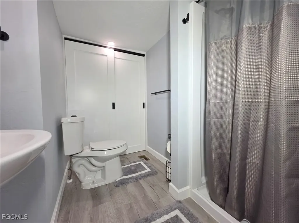 18387 Pioneer Road Fort Myers FL 33908