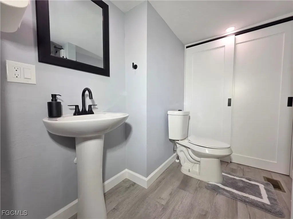 18387 Pioneer Road Fort Myers FL 33908