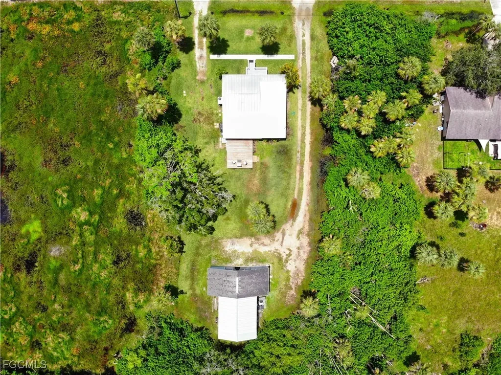 18387 Pioneer Road Fort Myers FL 33908
