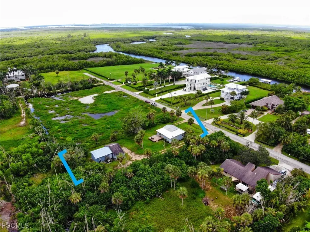 18387 Pioneer Road Fort Myers FL 33908