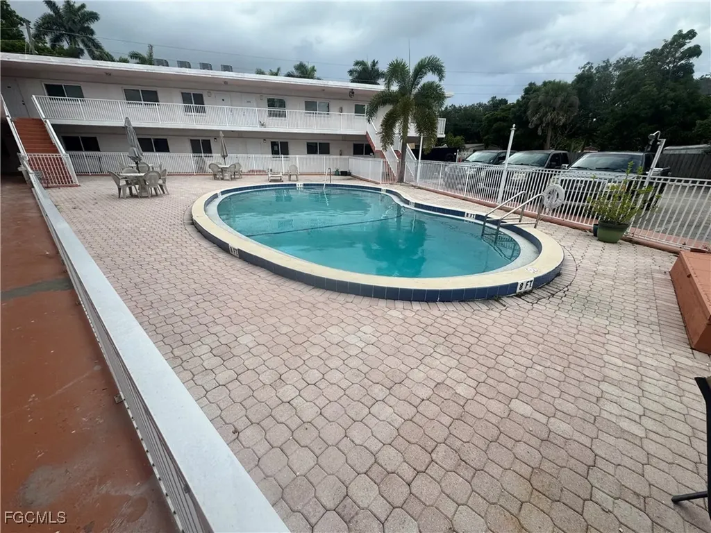2590 1st Street Fort Myers FL 33901