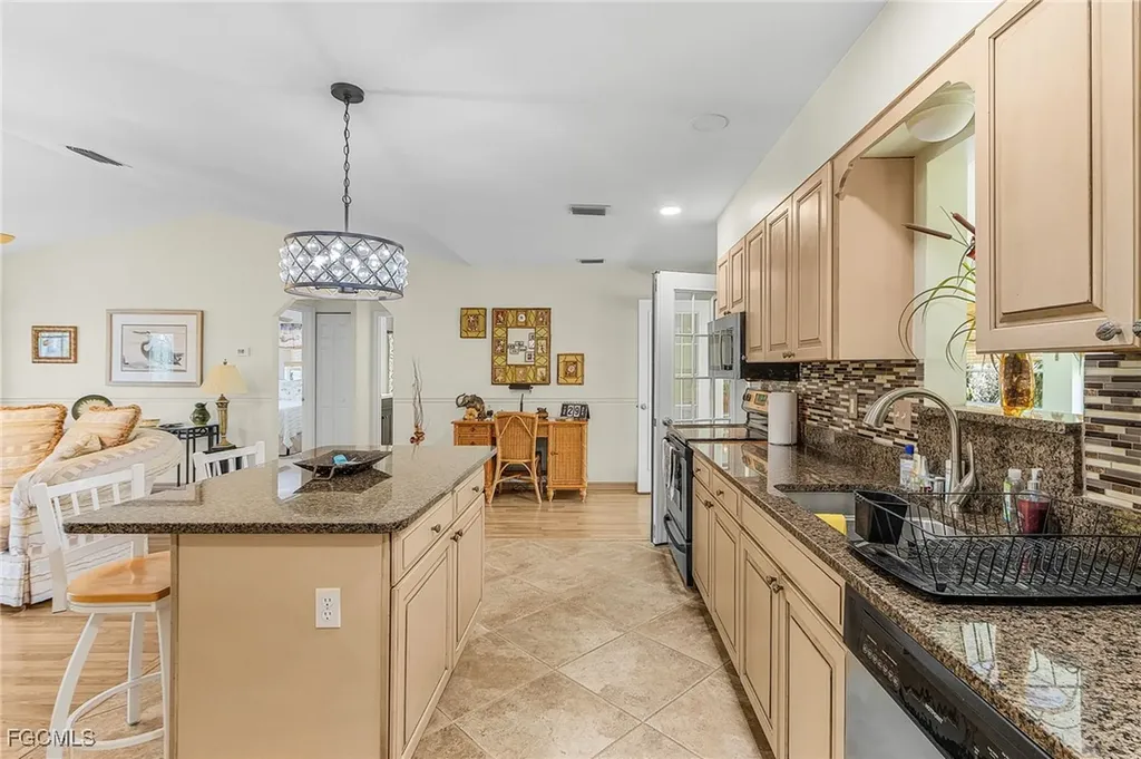 7692 Myrsine Circle Bokeelia FL 33922