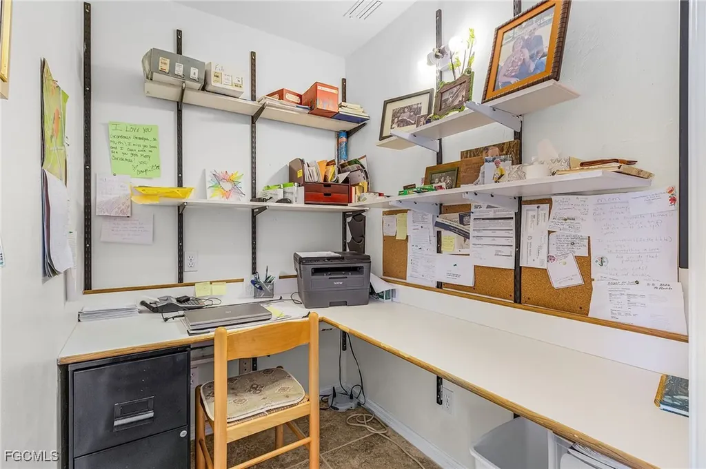 7692 Myrsine Circle Bokeelia FL 33922