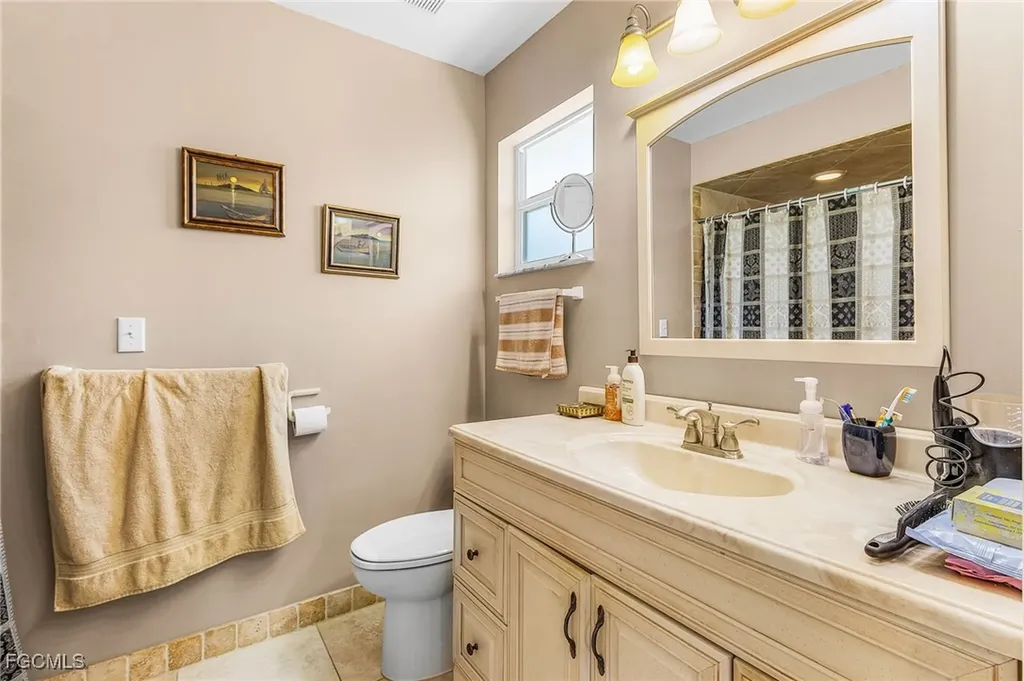 7692 Myrsine Circle Bokeelia FL 33922