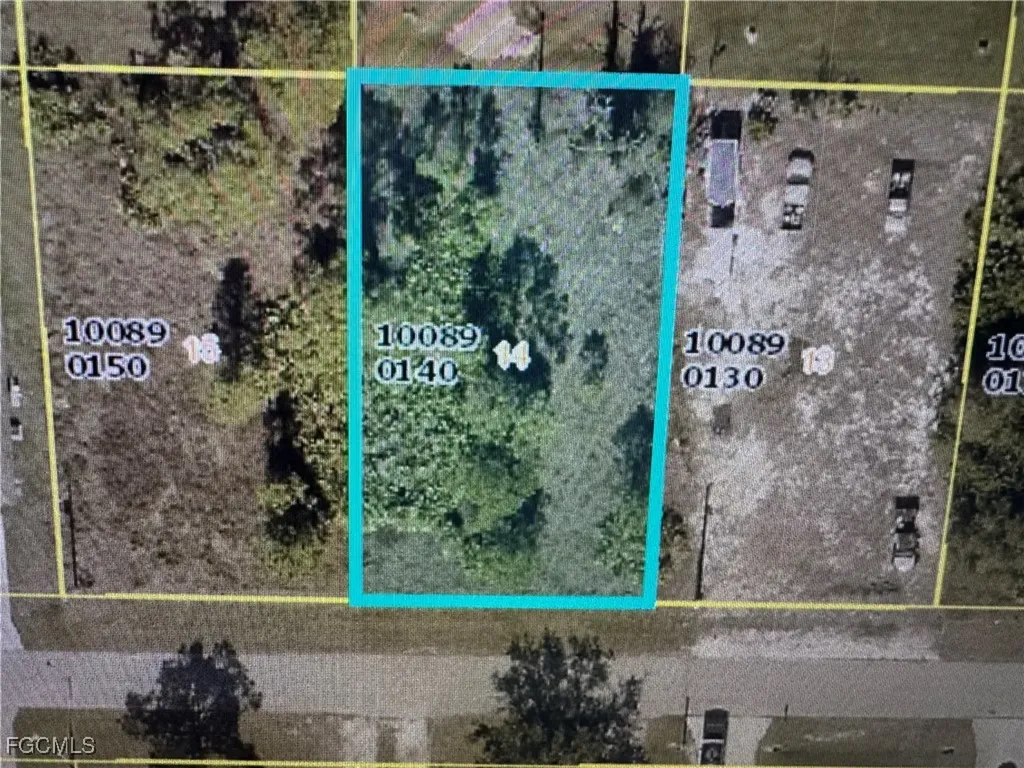 3806 20th Street SW Lehigh Acres FL 33976