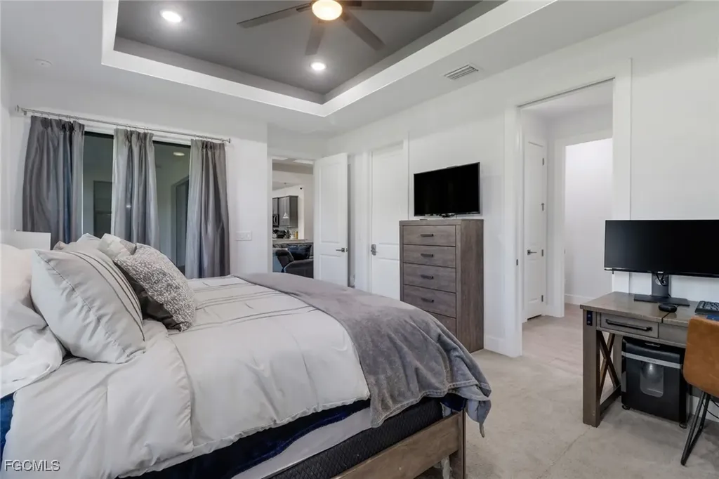 4800 SW 24th Avenue Cape Coral FL 33914