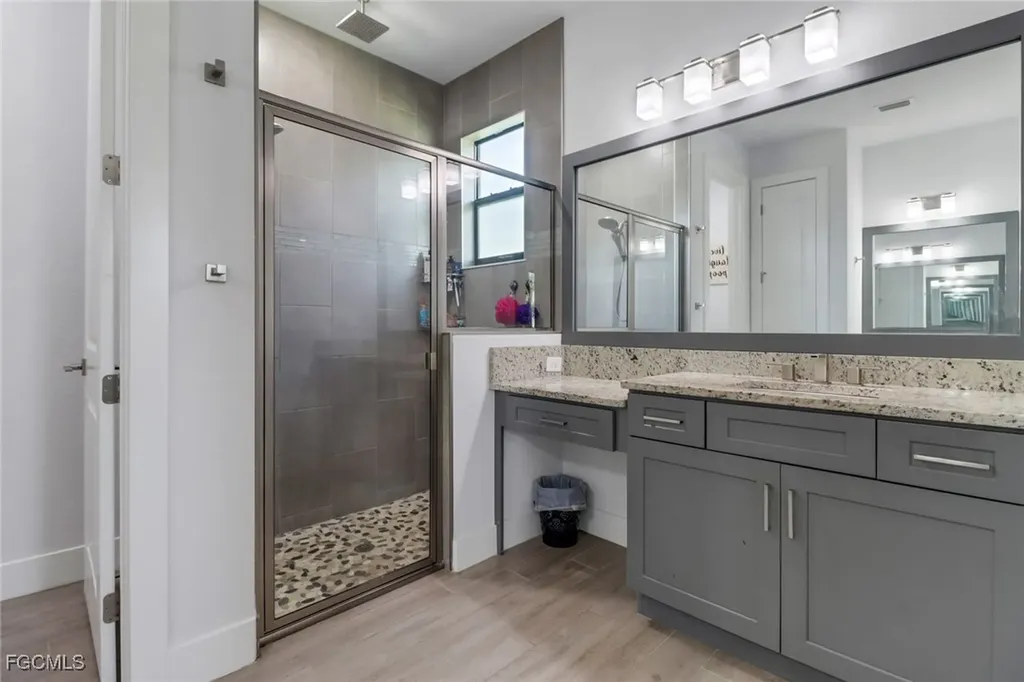 4800 SW 24th Avenue Cape Coral FL 33914