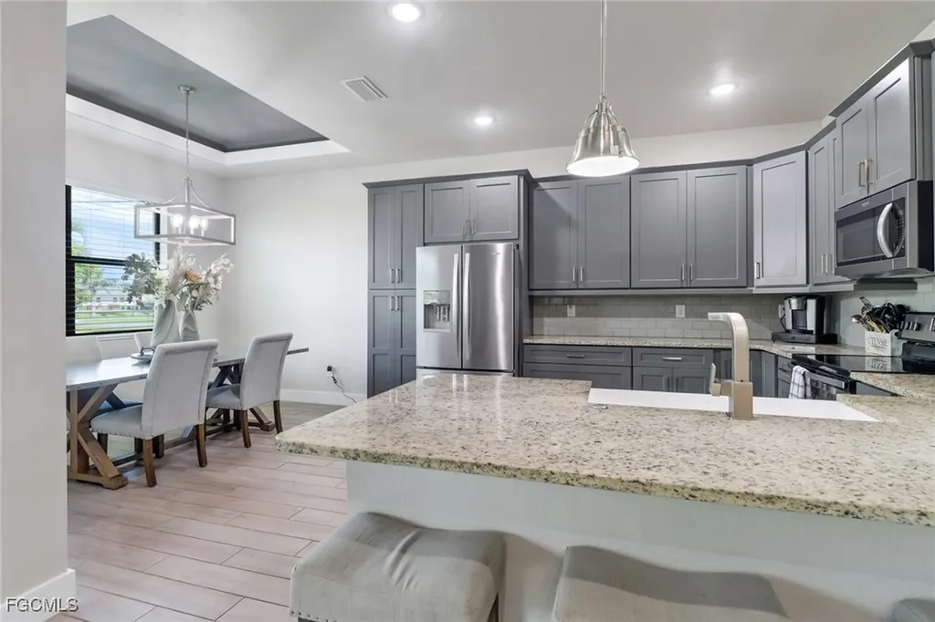 4800 SW 24th Avenue Cape Coral FL 33914