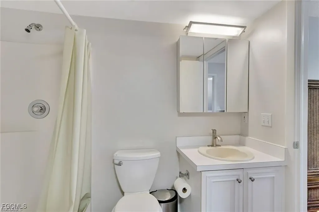 7406 Lake Breeze Drive Fort Myers FL 33907