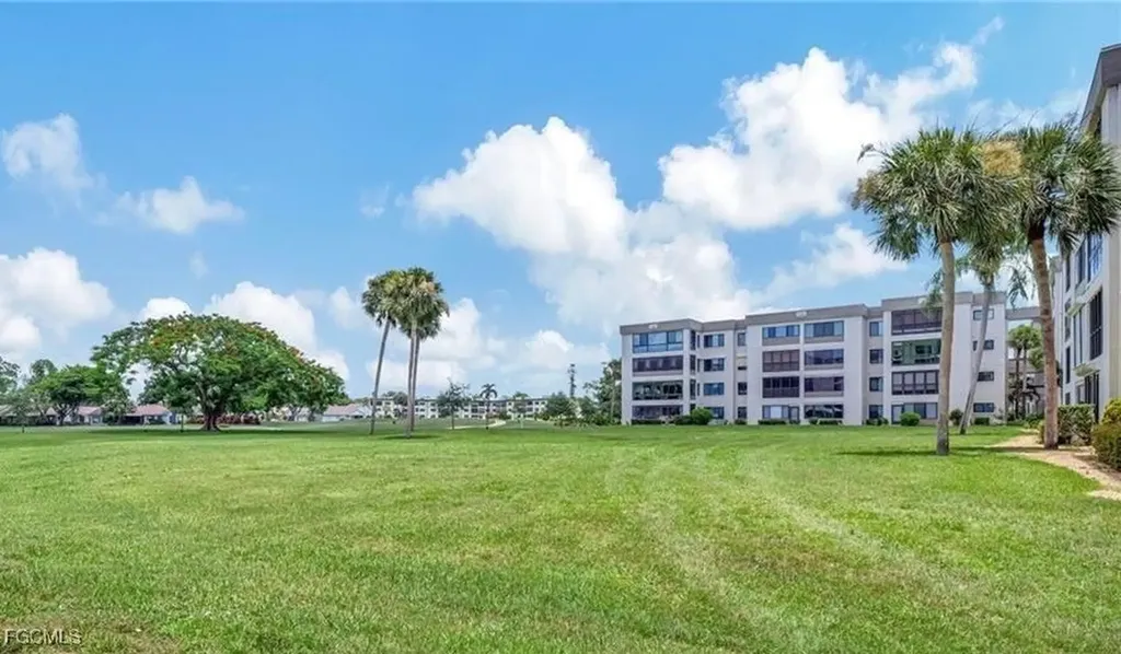 7406 Lake Breeze Drive Fort Myers FL 33907